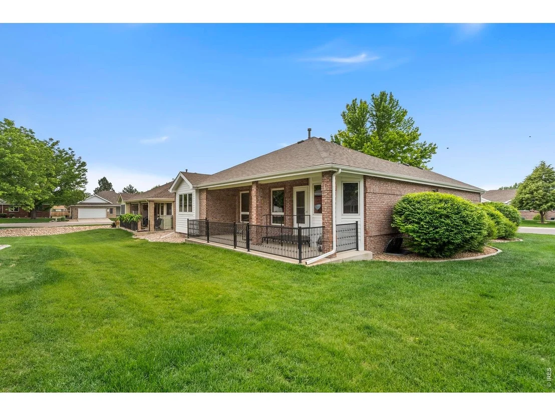 Photo of 532 Trailwood Cir