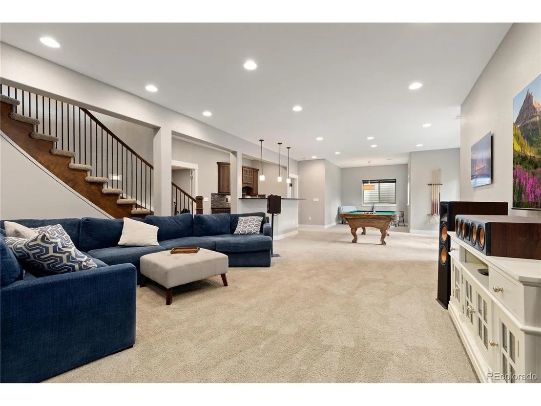 Photo of 1395 Gore Cir