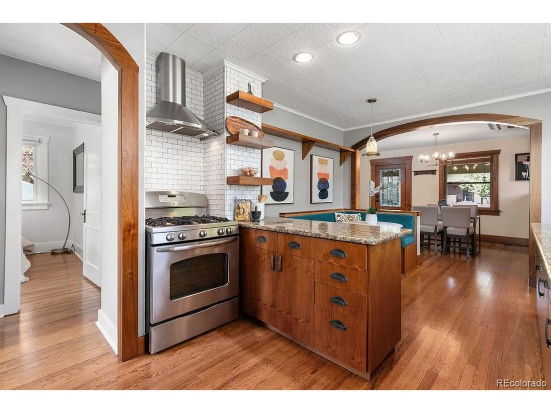 Photo of 3036 W 40th Ave