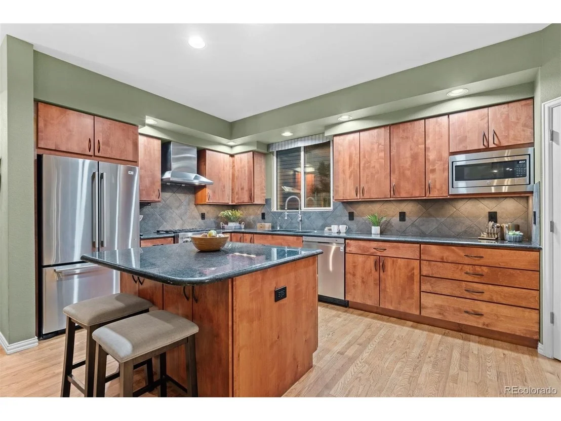 Photo of 3396 White Bark Pne