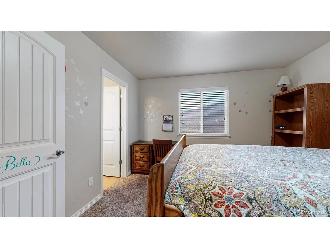 Photo of 415 Wind River Dr