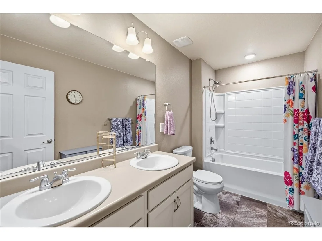 Photo of 6776 Morrison Dr