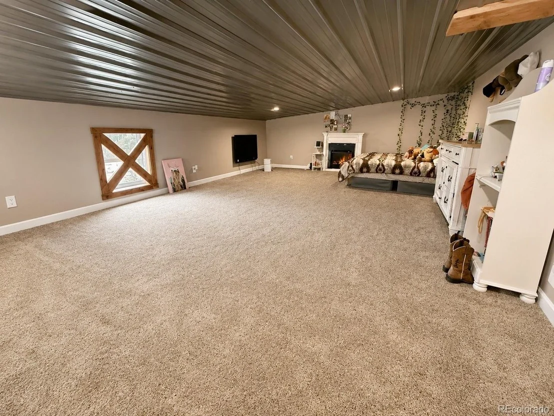 Photo of 470 Bowie Rd