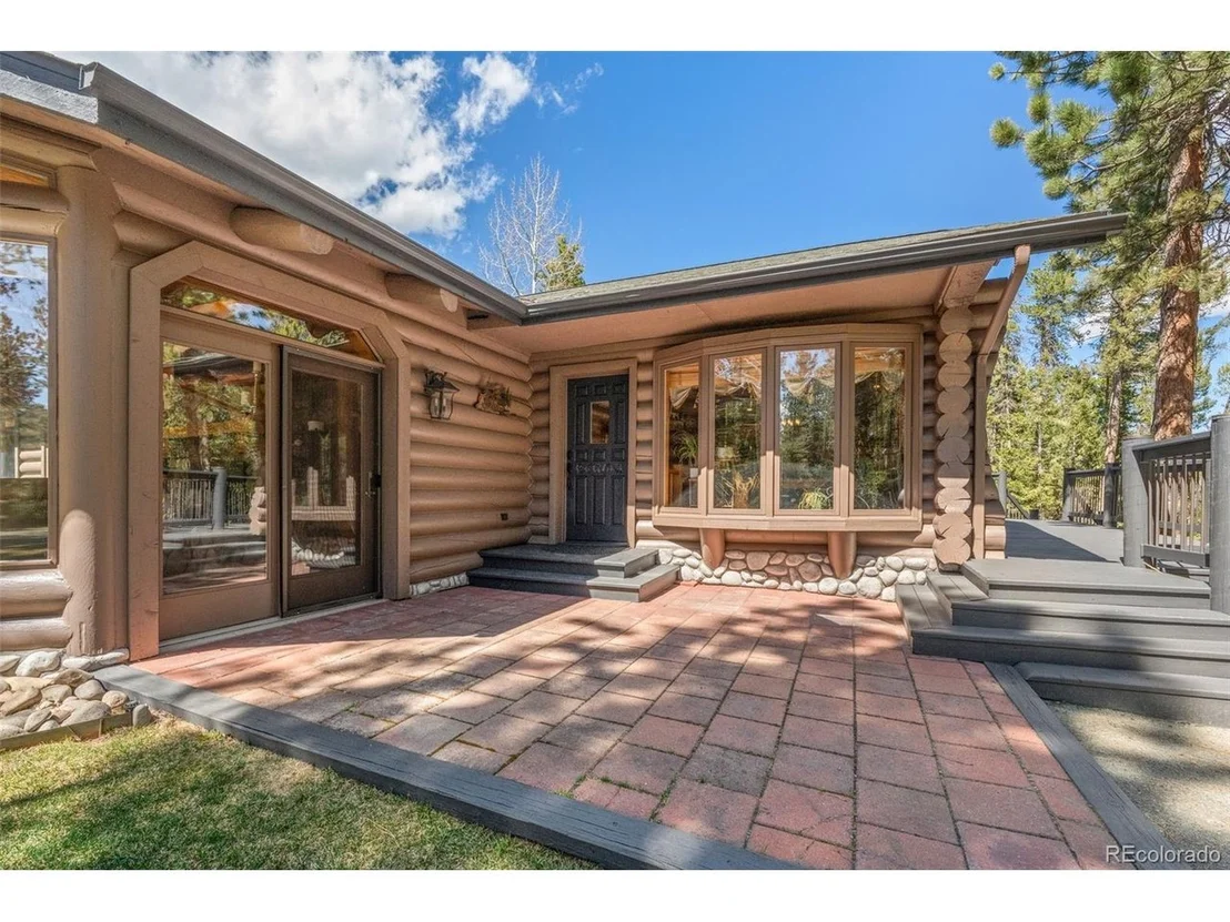 Photo of 23550 Pleasant Park Rd