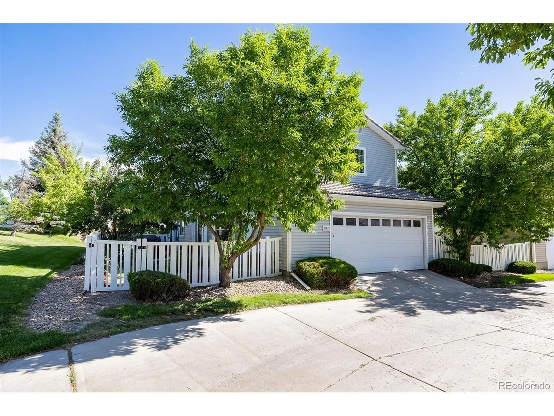 Photo of 11821 Zenobia Loop