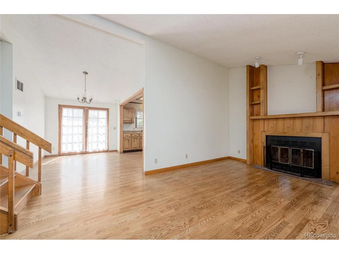 Photo of 8681 Bluegrass Cir
