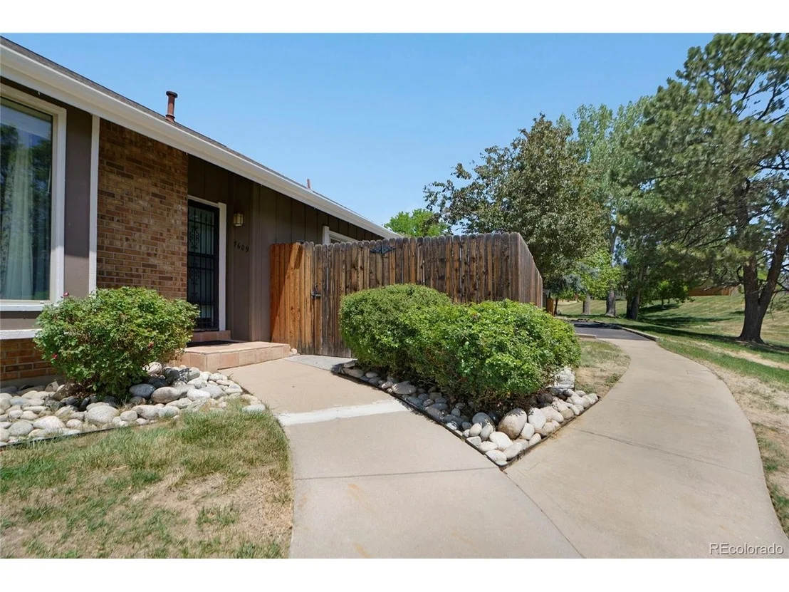 Photo of 7609 E Jamison Dr