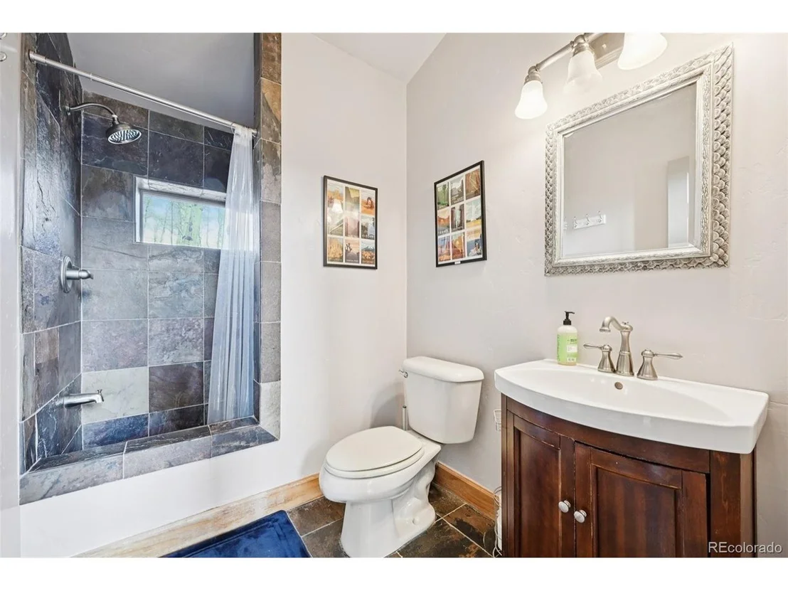 Photo of 1499 Sheep Ridge Rd
