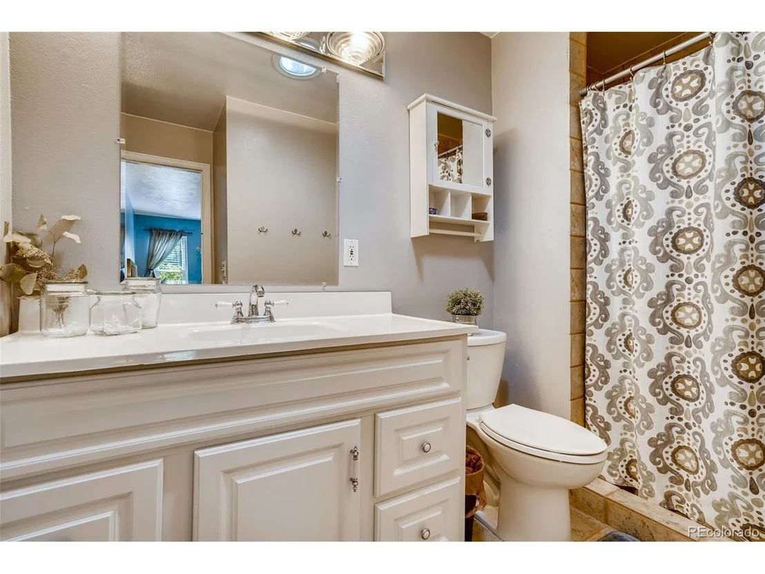 Photo of 6590 Zang Cir