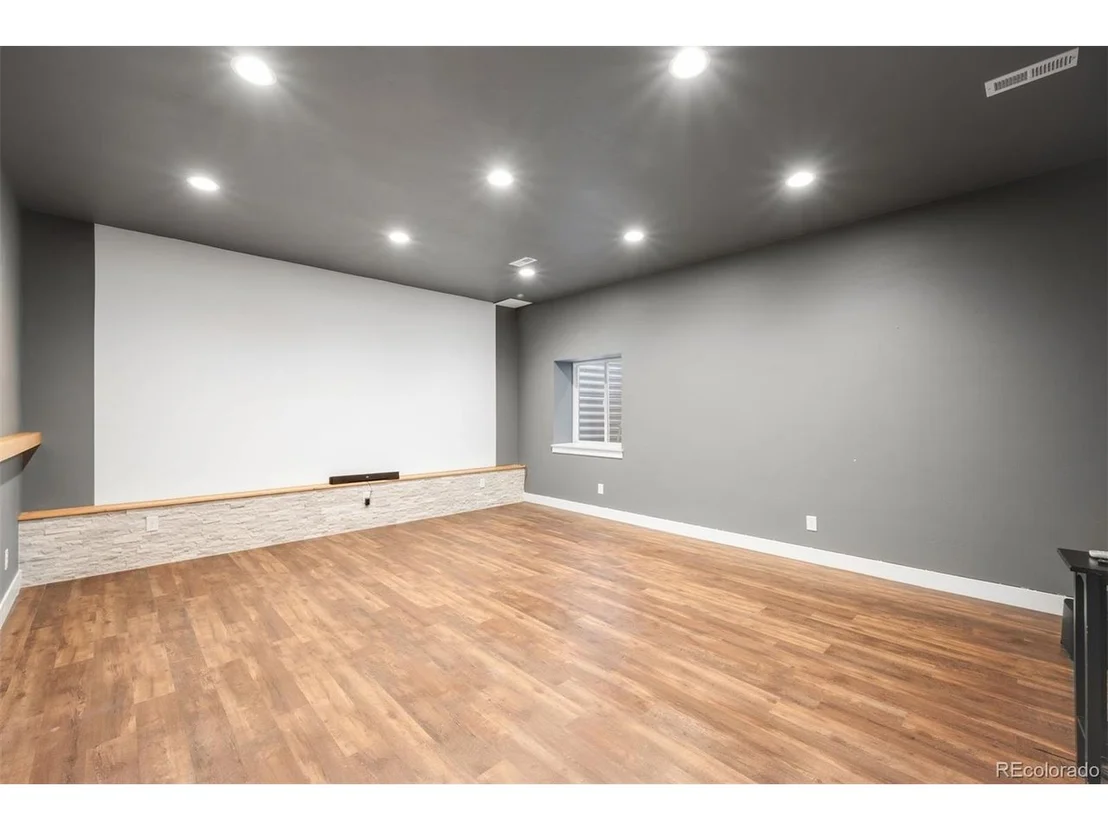 Photo of 494 Thunder Rd