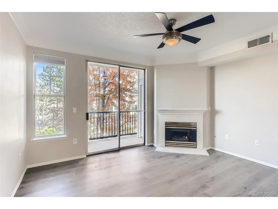 Photo of 1875 Spaulding Cir