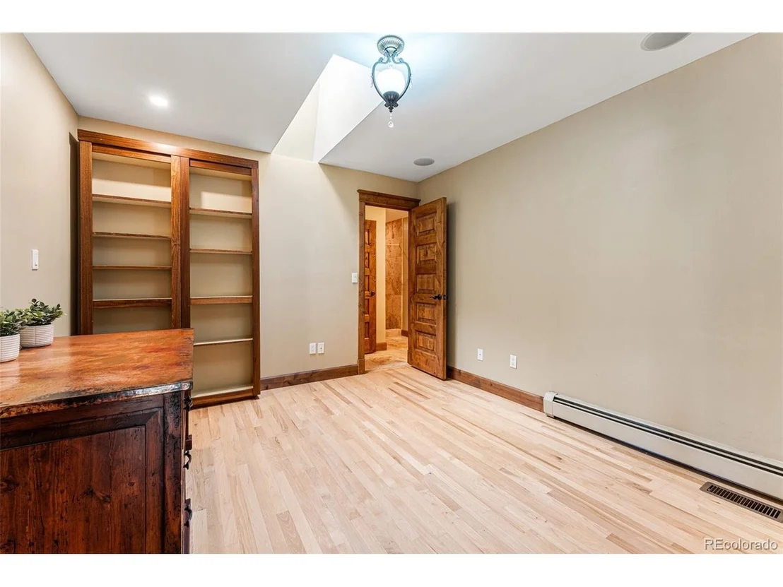 Photo of 5970 Crestbrook Dr