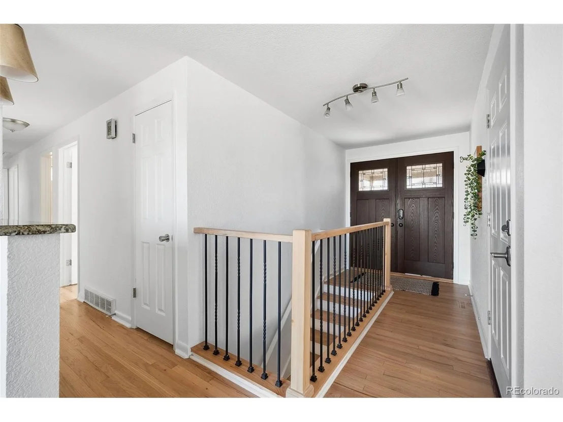 Photo of 9539 Grandview Ave