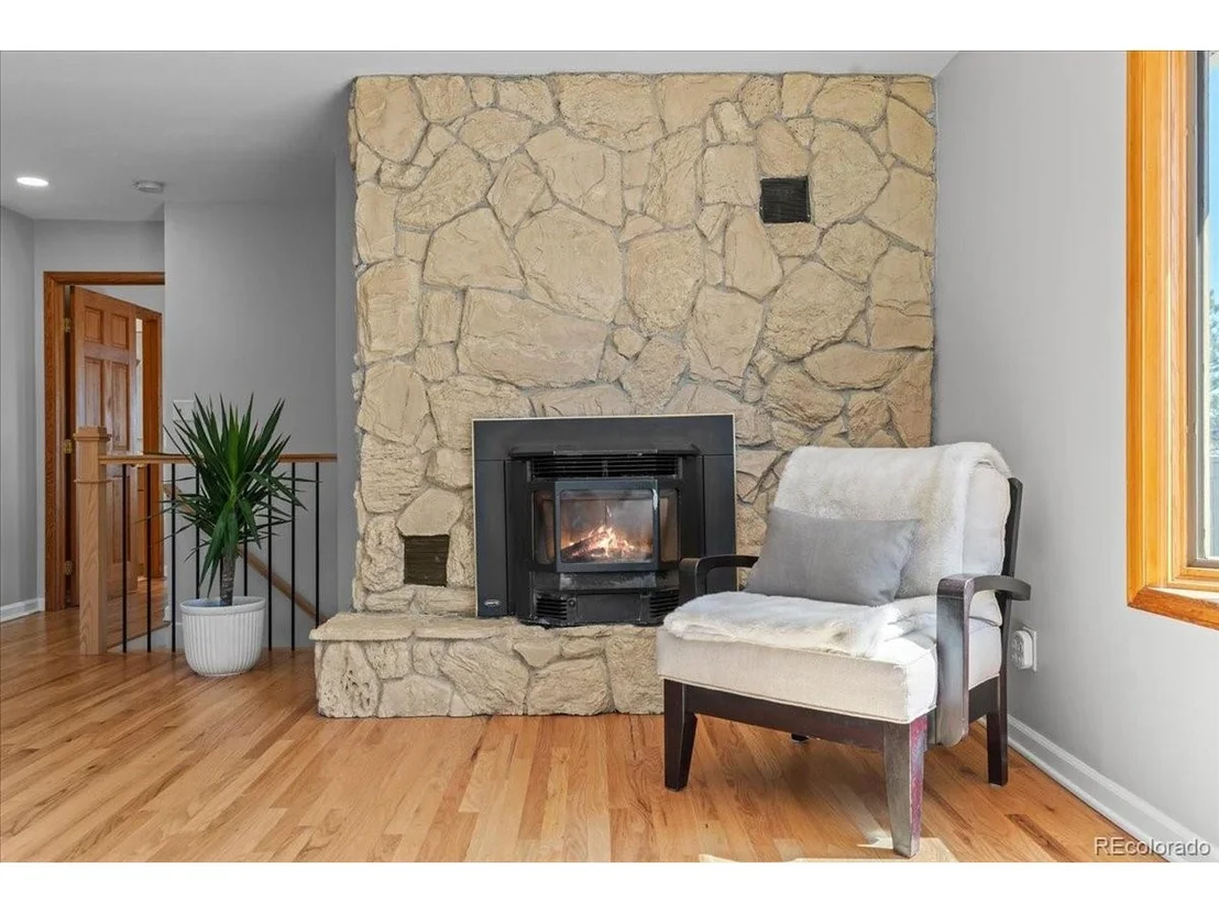 Photo of 847 Coronado Dr