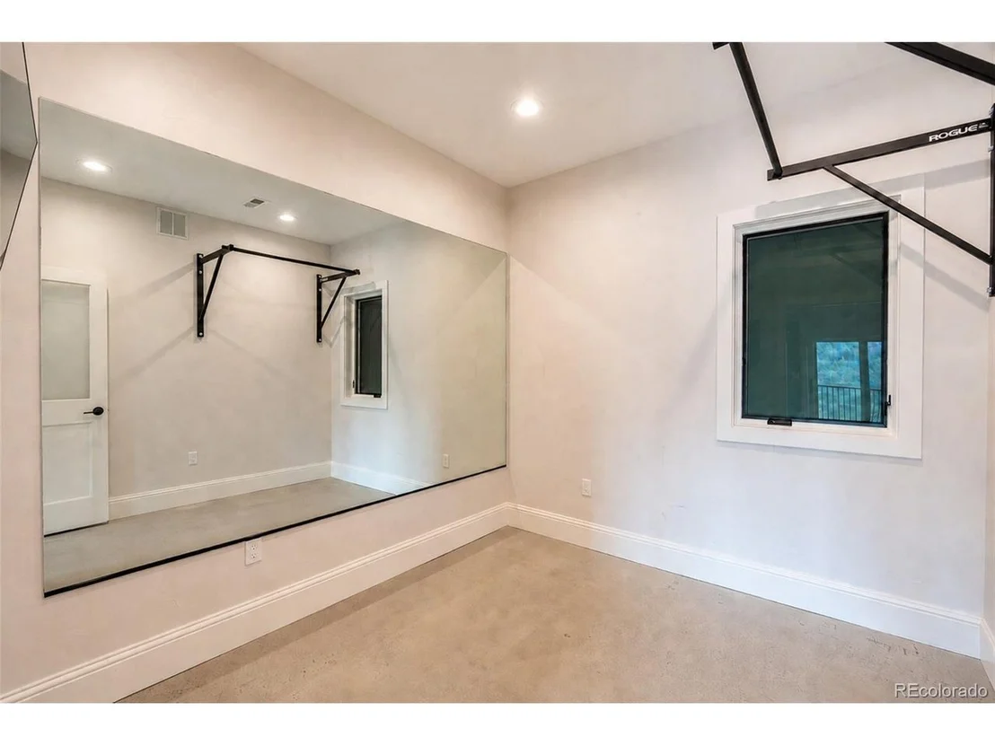 Photo of 3276 Meadow View Rd