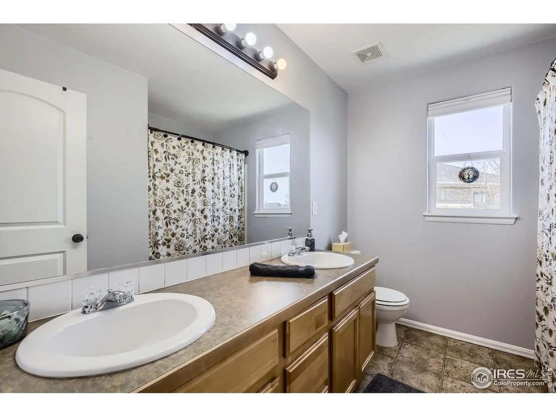 Photo of 189 Kitty Hawk Ct
