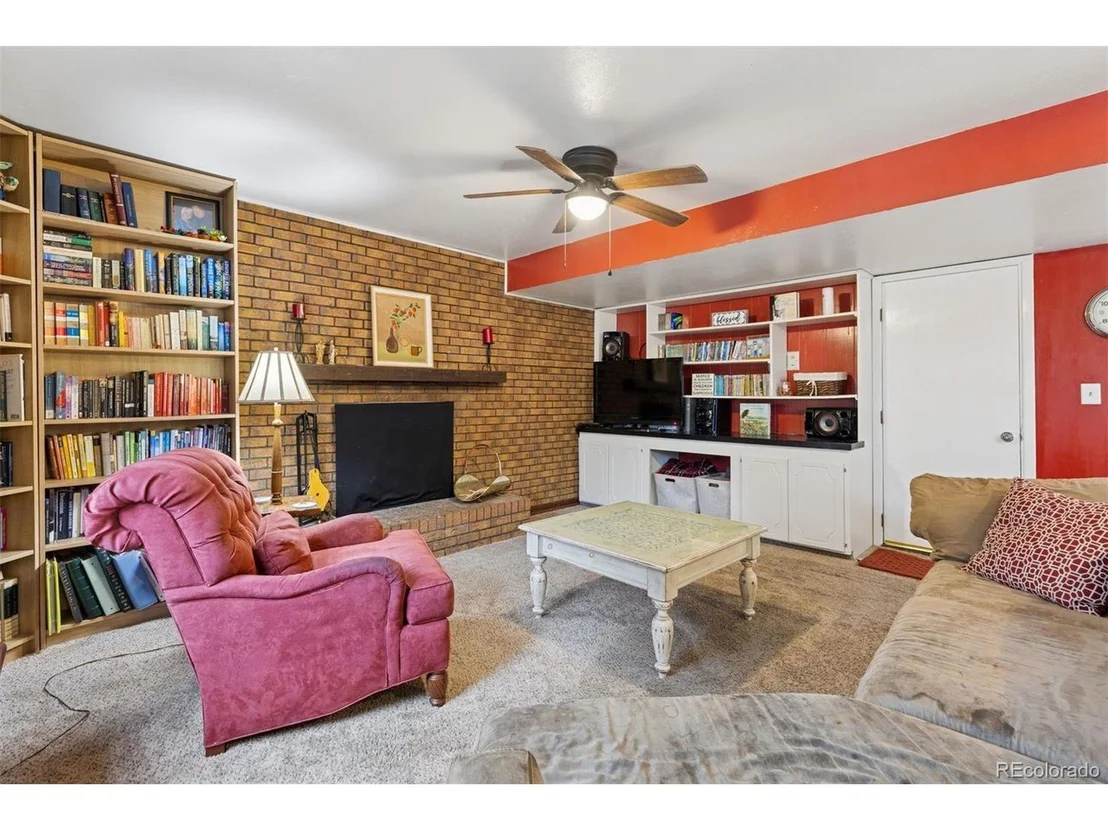 Photo of 8785 E Floyd Cir