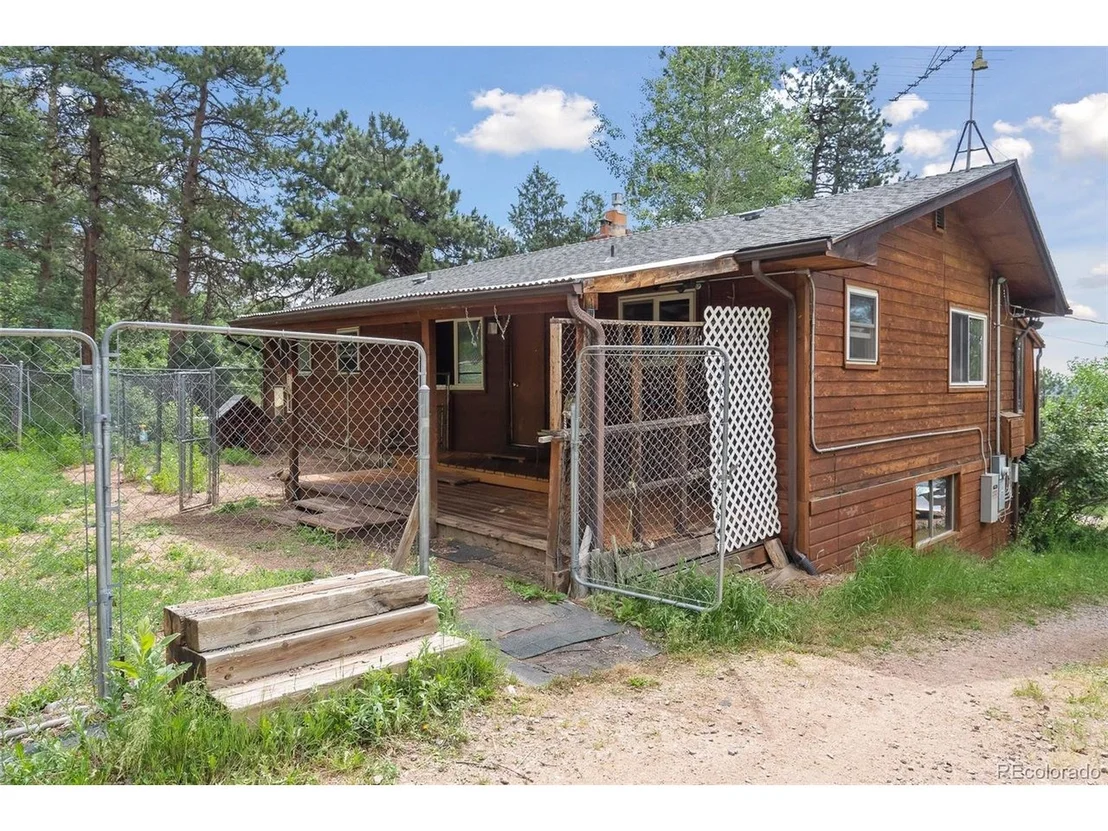 Photo of 6487 High Dr