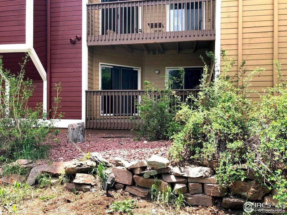 Photo of Unit 103 at 2802 Sundown Ln