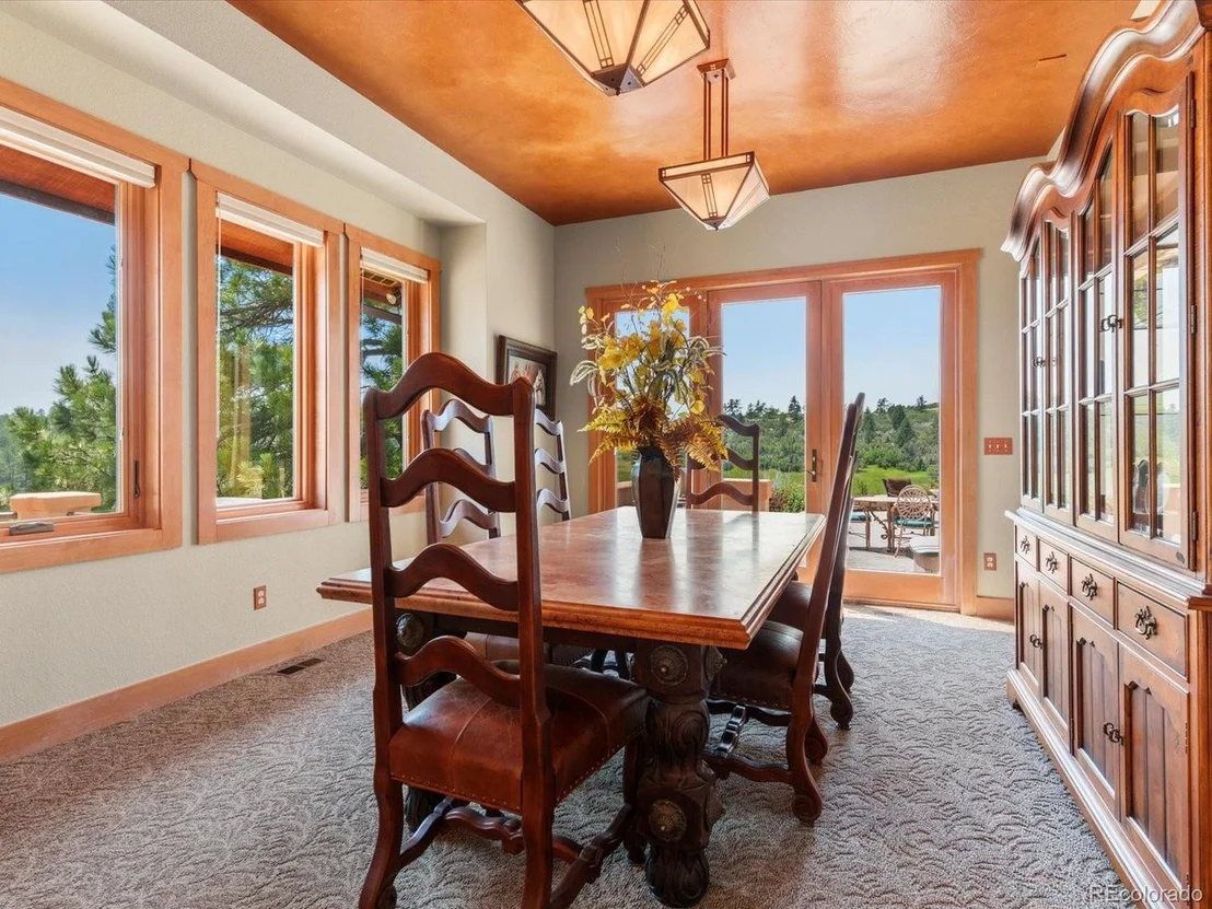 Photo of 1611 Castle Pointe Dr