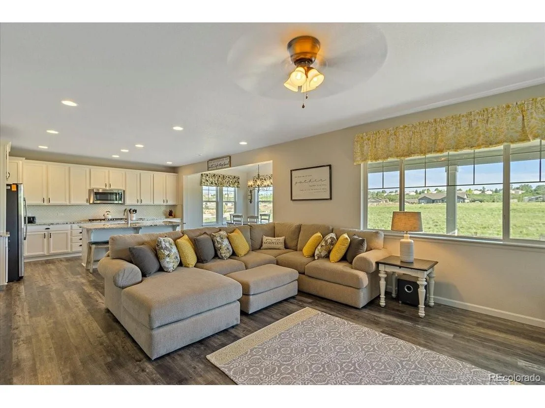 Photo of 947 White Leaf Cir