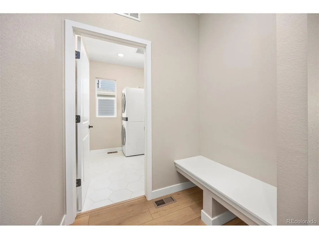 Photo of 5426 Riverbend Ave