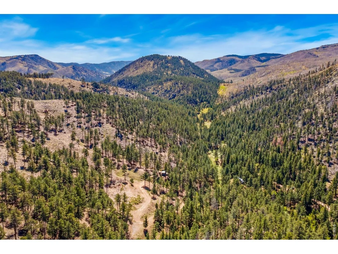 Photo of 1899 Spring Valley Rd