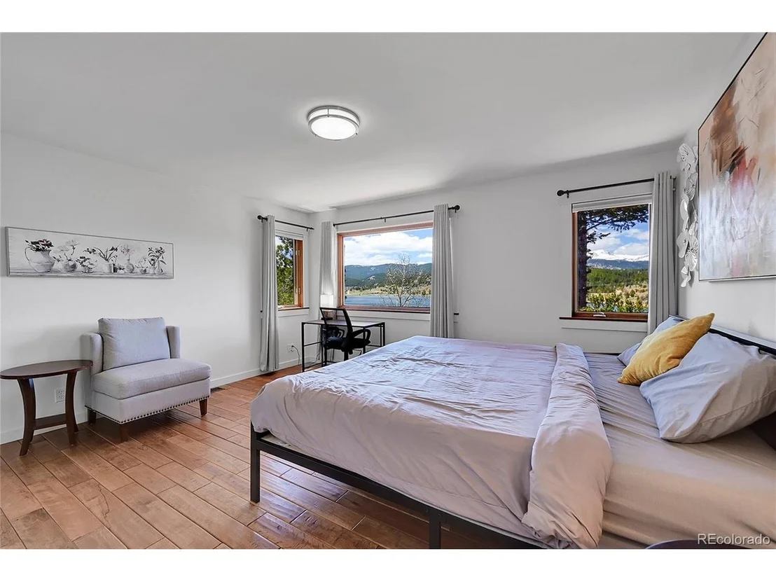 Photo of 247 Alpine Dr