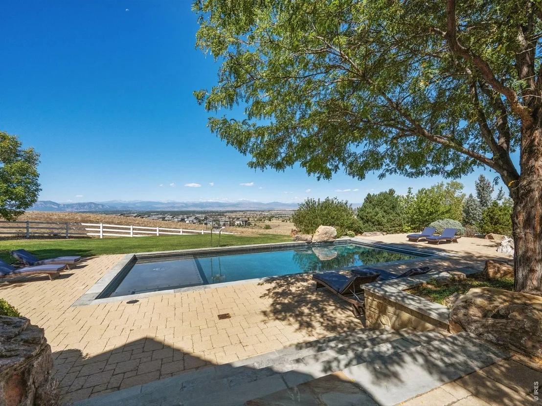 Photo of 15478 Mountain View Cir
