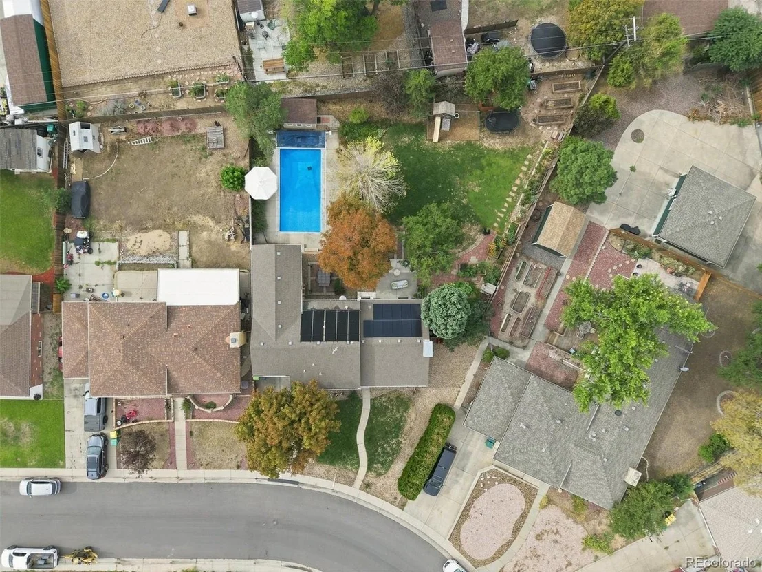 Photo of 7861 Robin Ln