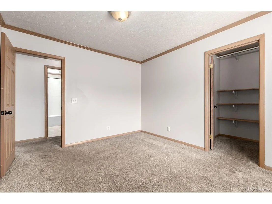 Photo of 5675 Bryant St