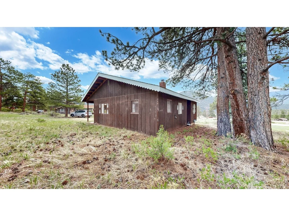 Photo of 1841 High Dr