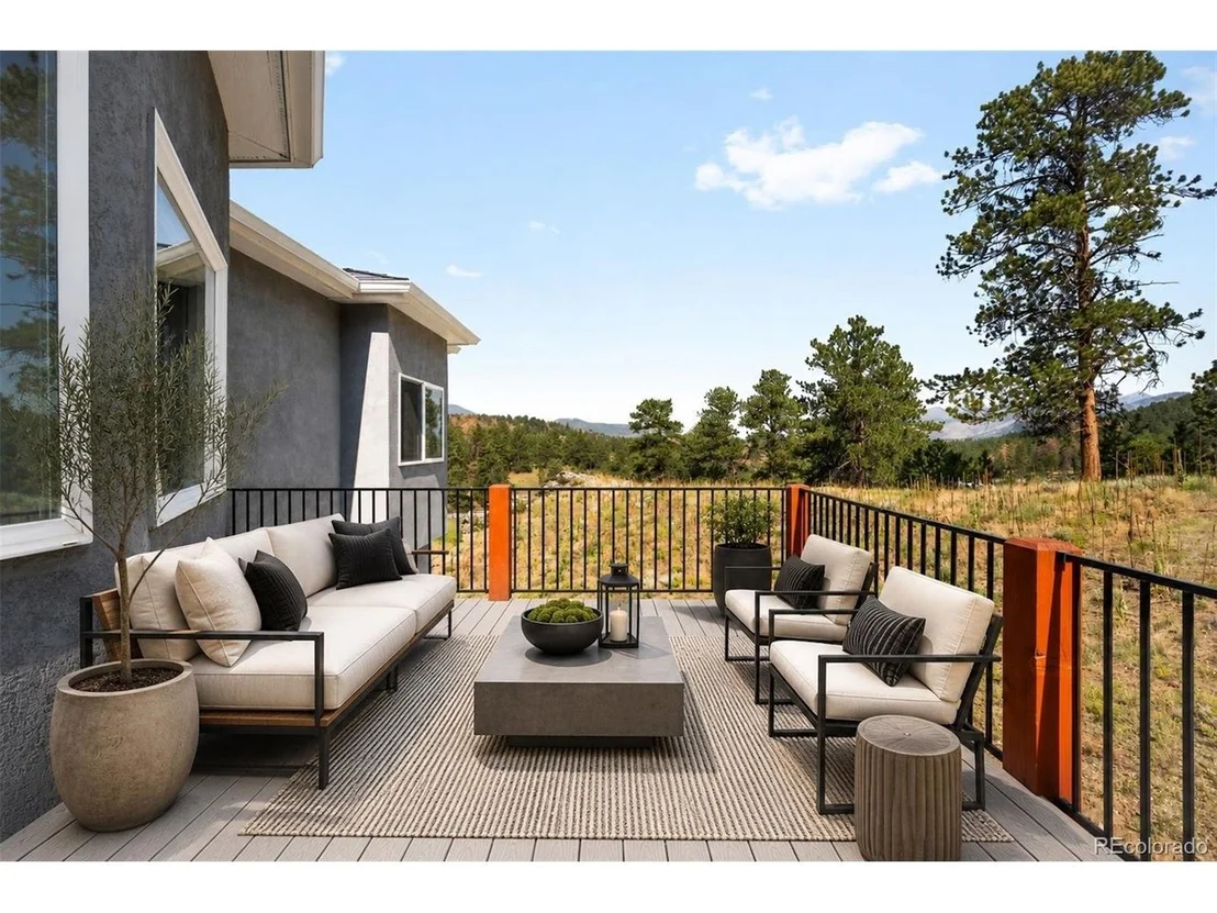 Photo of 494 Thunder Rd