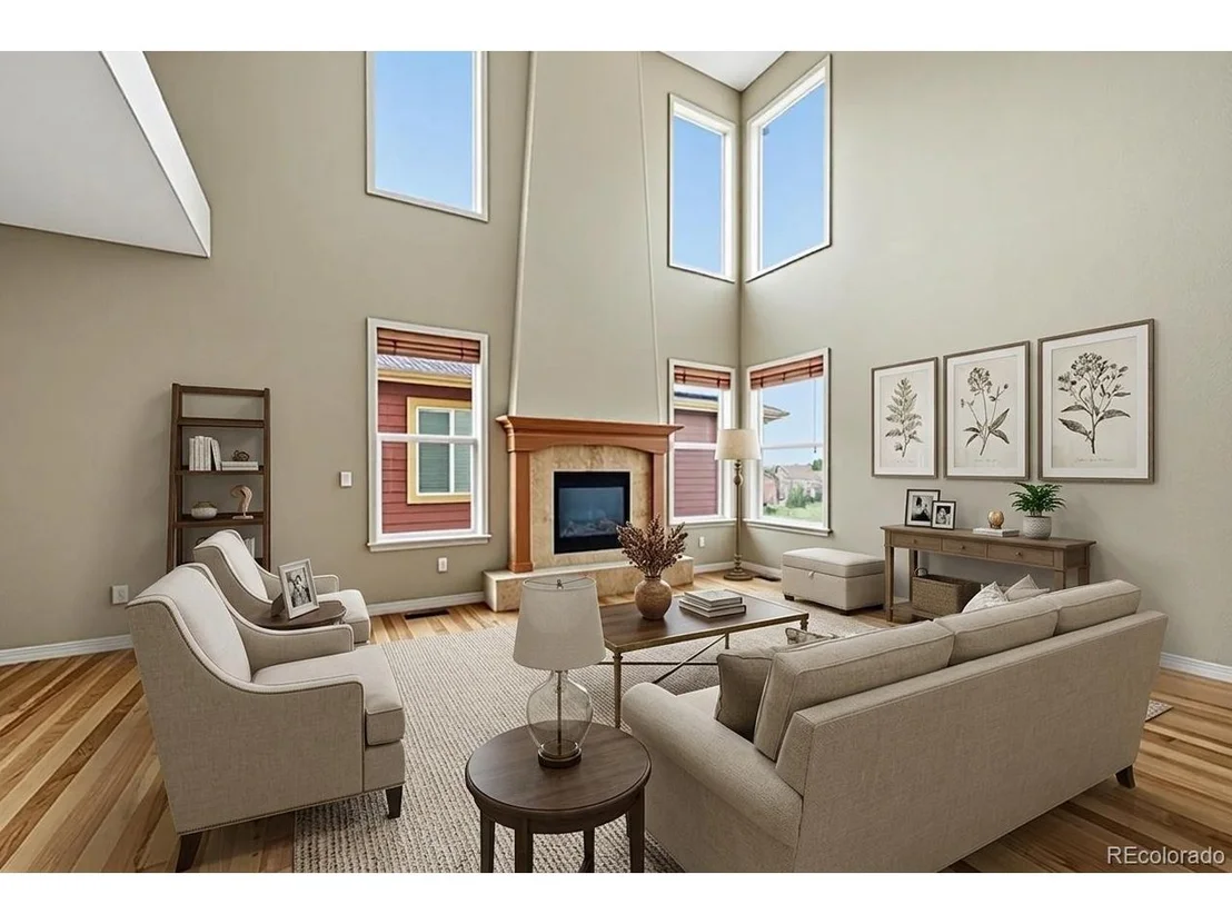 Photo of 10977 Glengate Cir