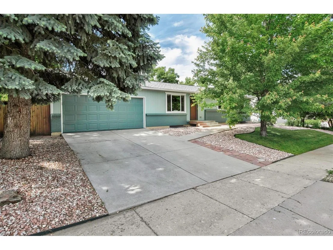 Photo of 7672 Concord Dr