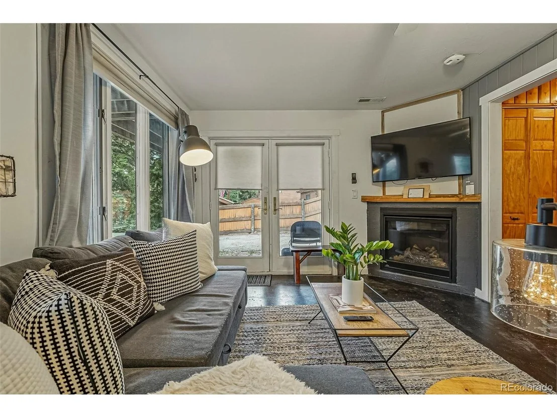 Photo of 34788 Forest Estates Rd