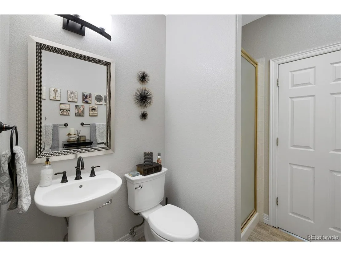 Photo of 445 Winterthur Cir