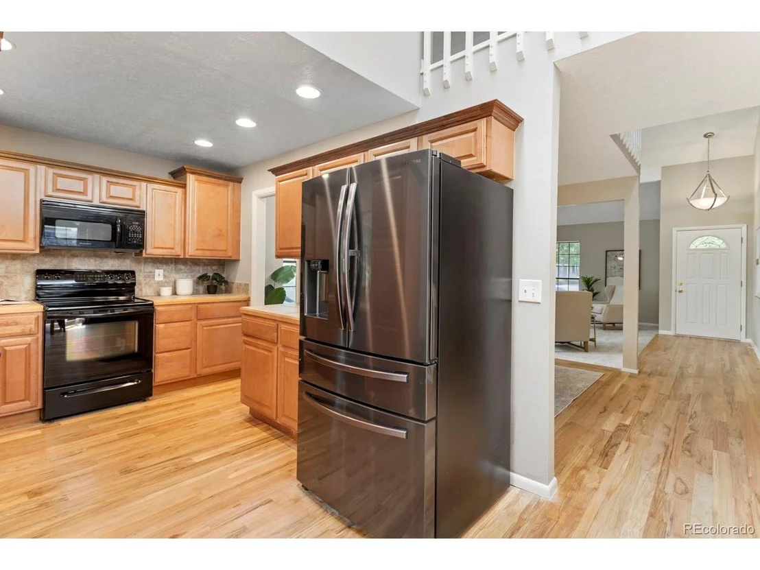 Photo of 8160 Flower Cir