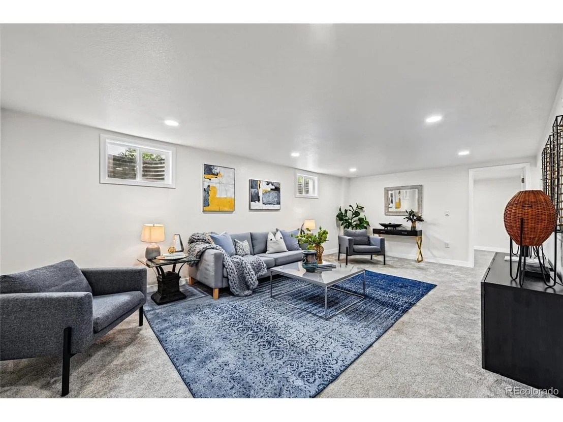 Photo of 8191 Baylor Ln