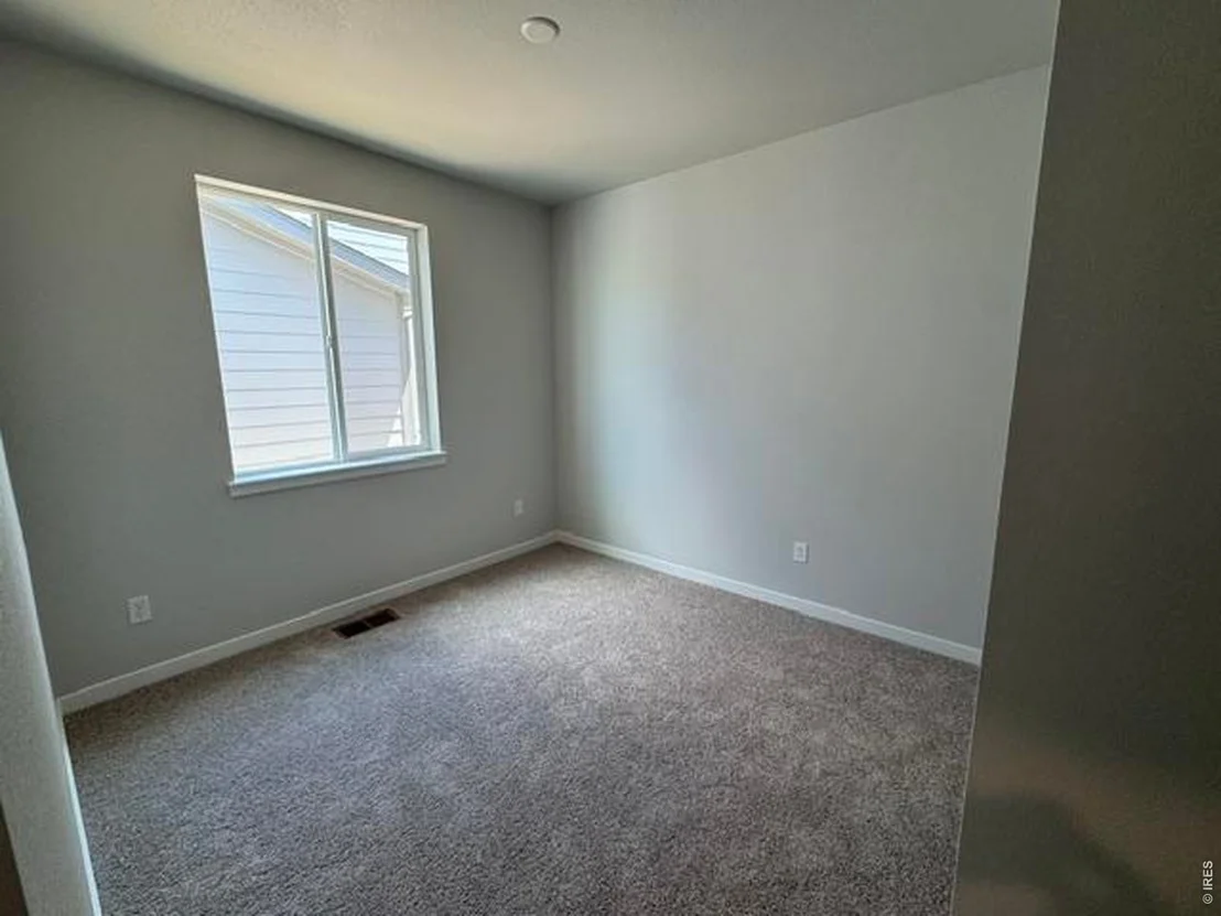 Photo of 827 Mesic Ln