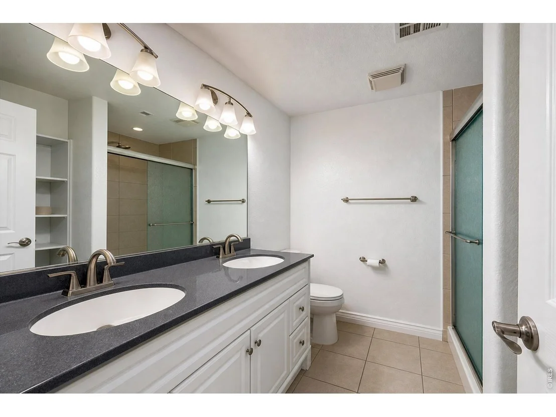 Photo of 5472 Fox Run Blvd