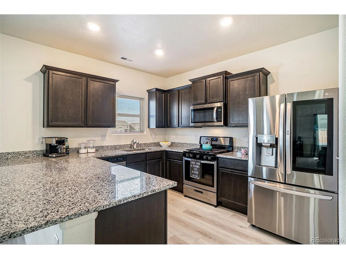 Photo of 7227 Aspen Brook Ave