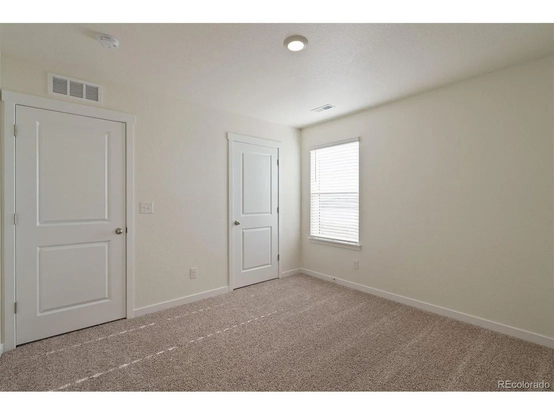 Photo of 907 London Way