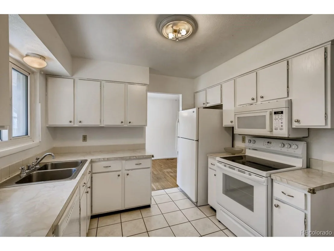 Photo of 1331 Lefthand Dr