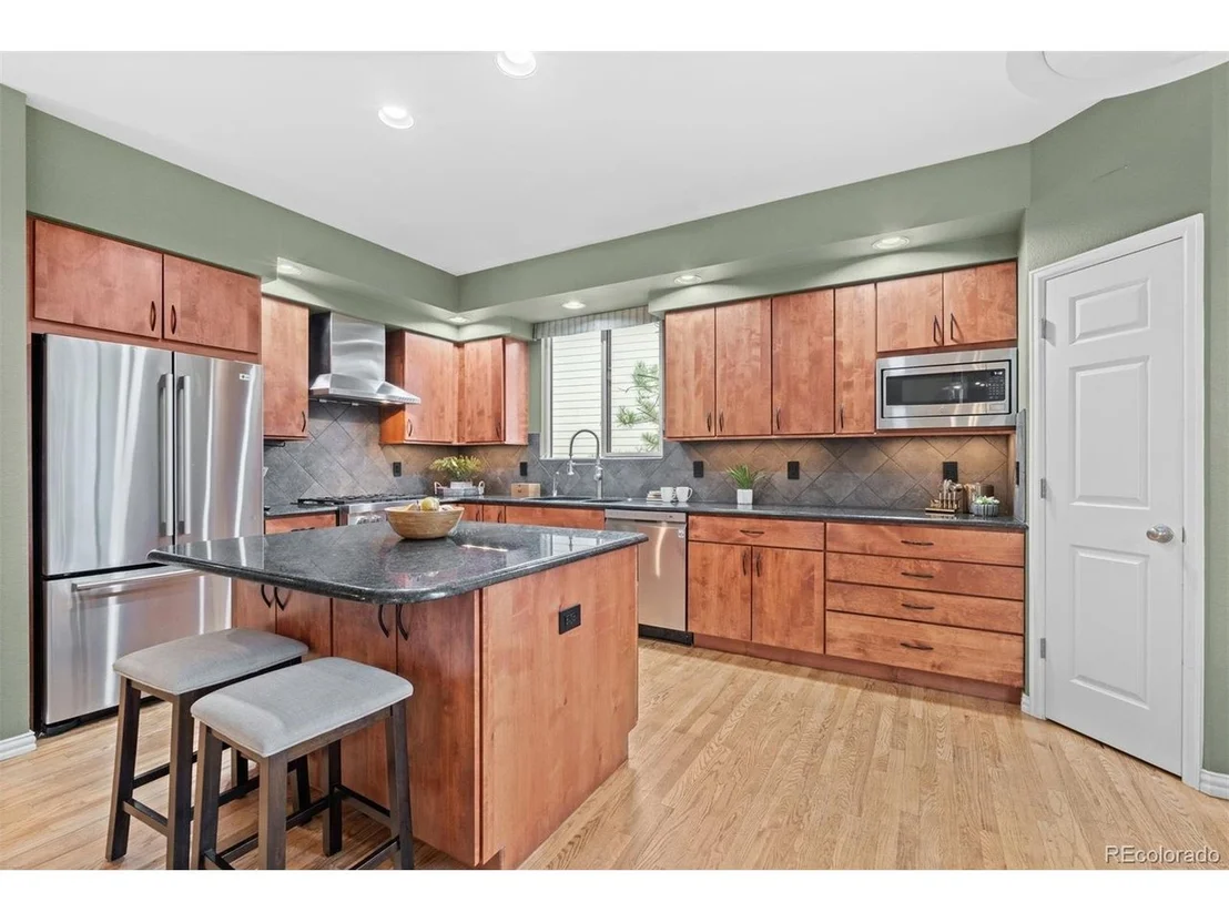 Photo of 3396 White Bark Pne