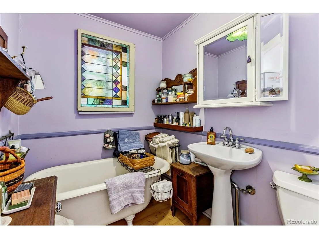 Photo of 340 Spring St