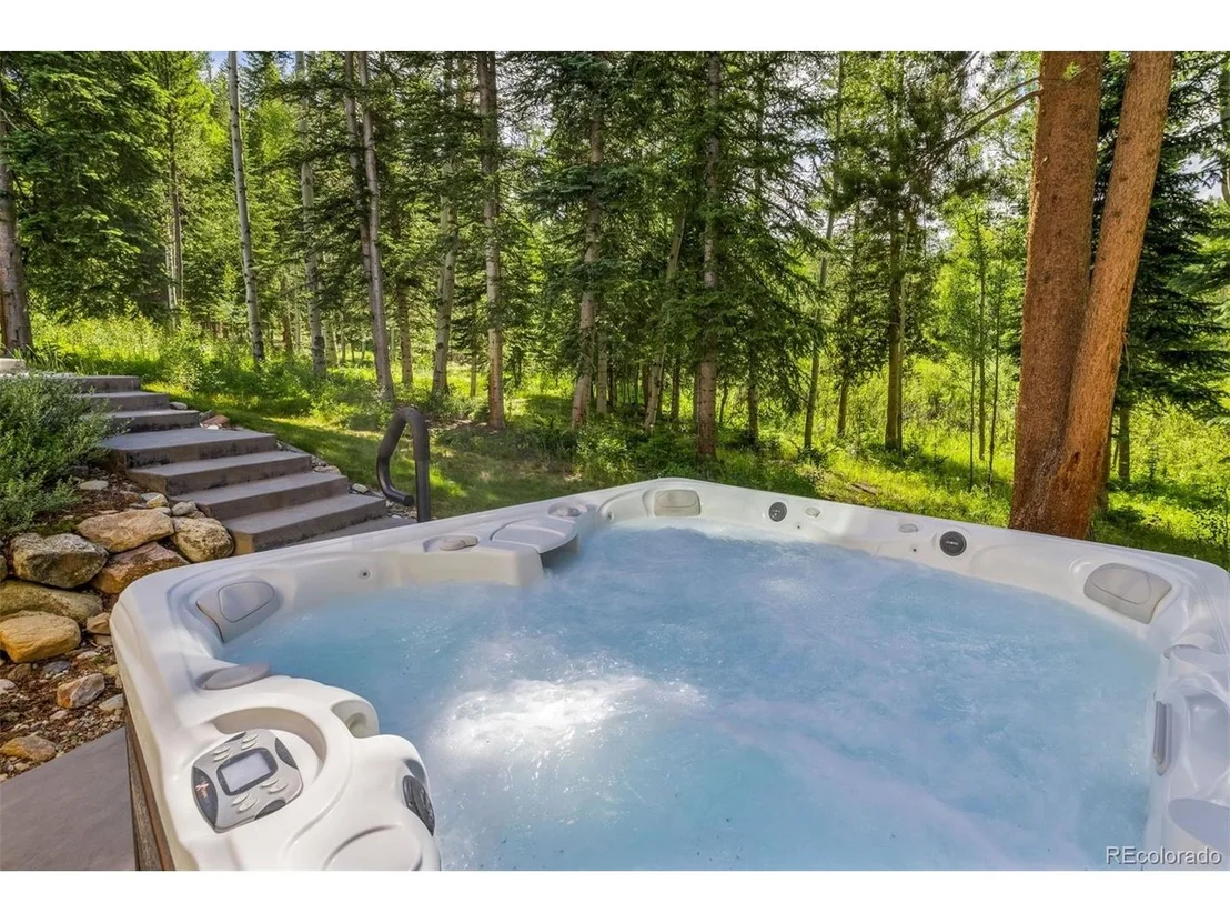 Photo of 585 Two Cabins Dr