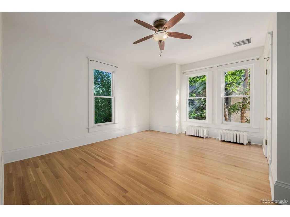 Photo of 2582 Eudora St