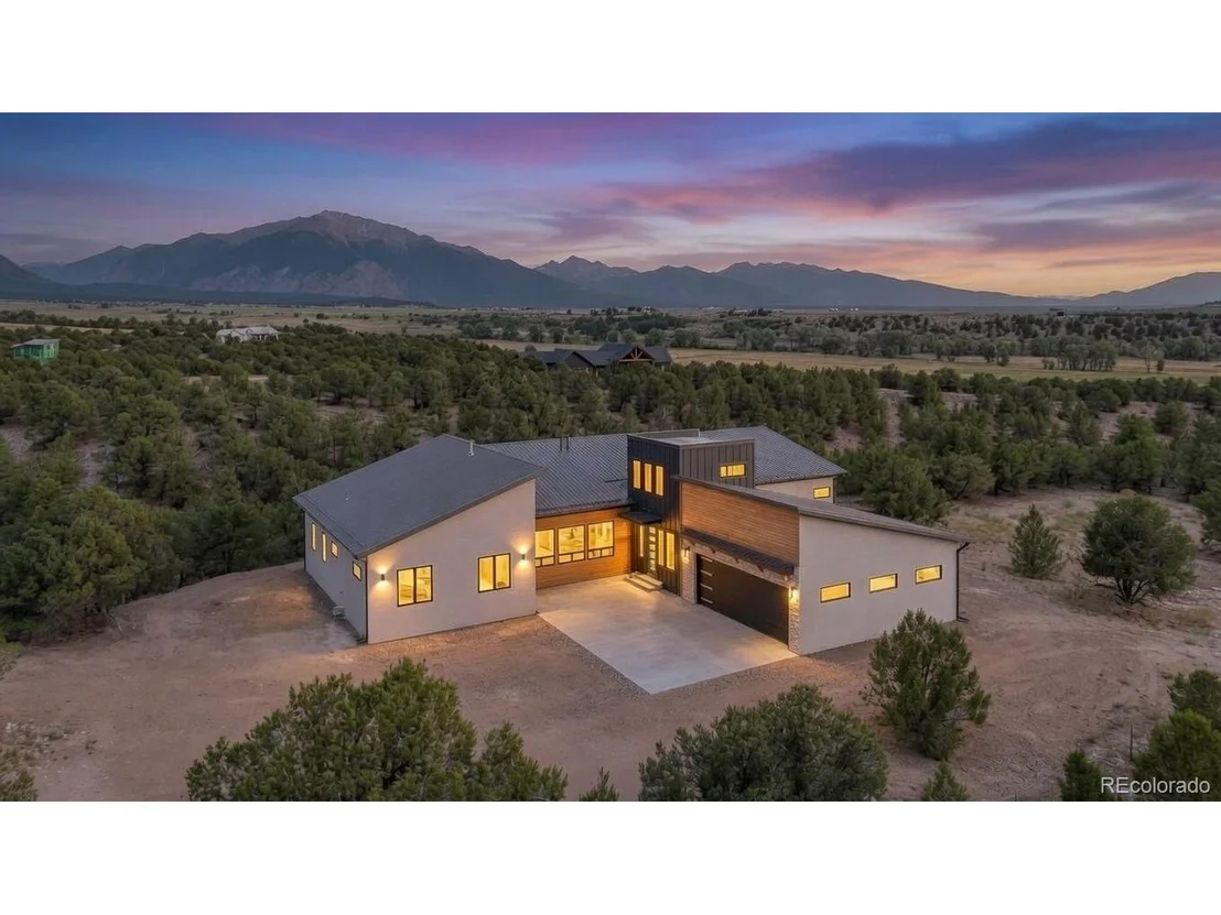 Photo of 10339 Outpost Ln