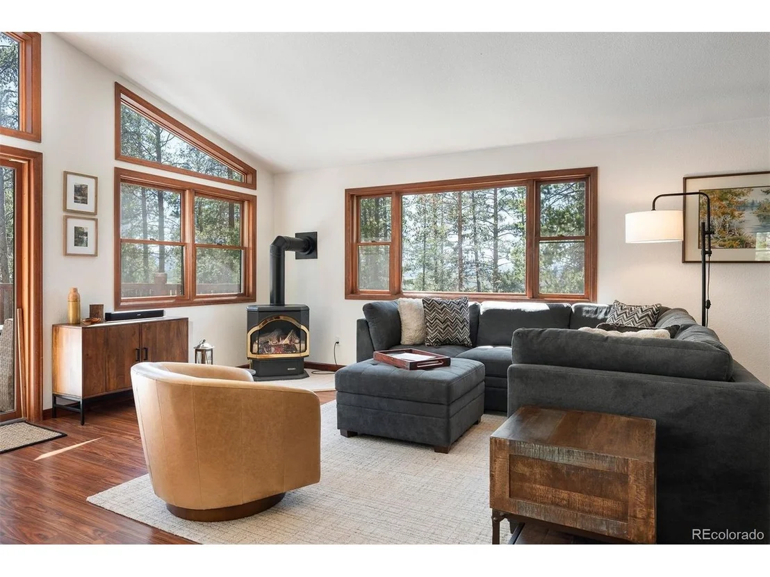 Photo of 72 Golden Dr